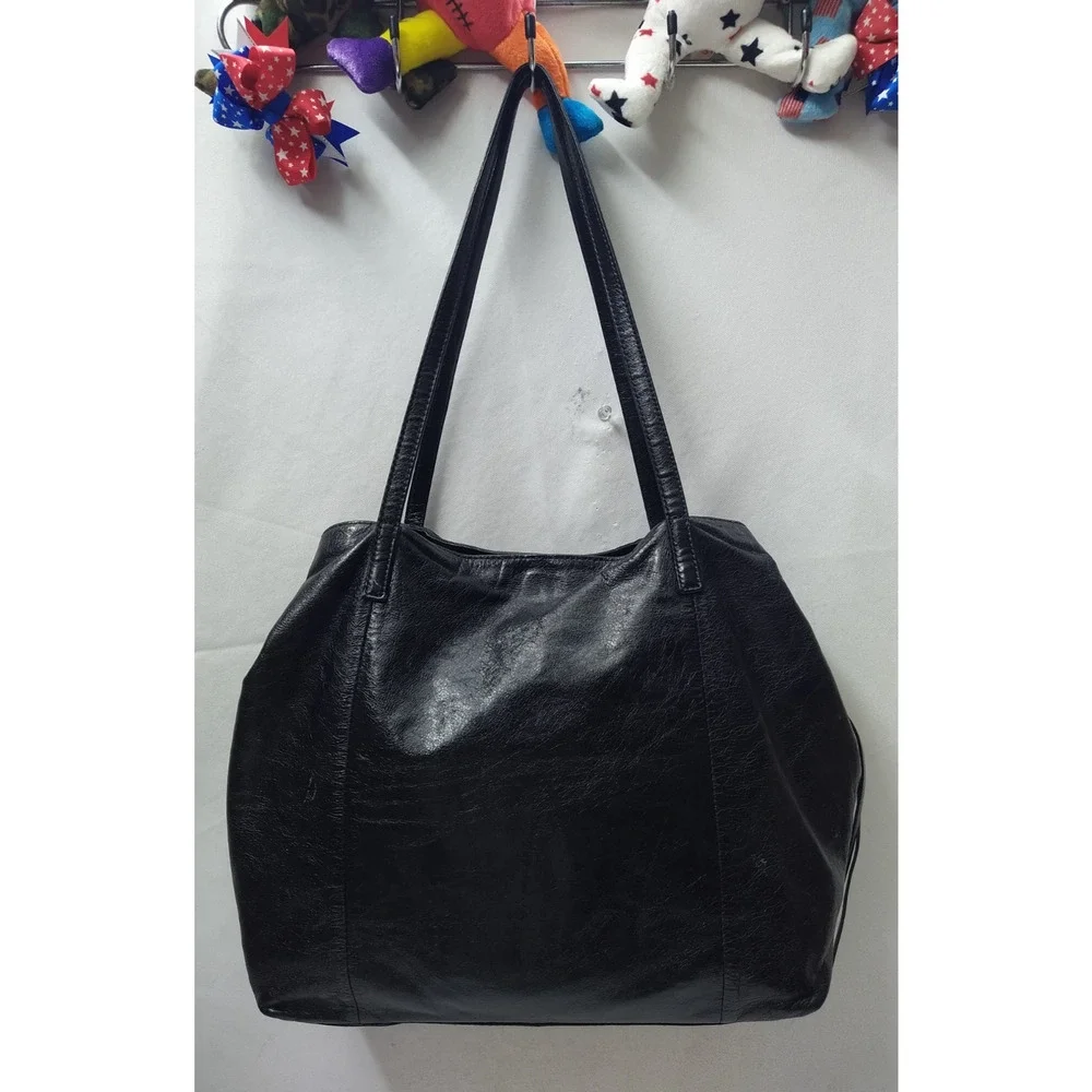 HOBO Black Leather Double Handles Shoulder Bag